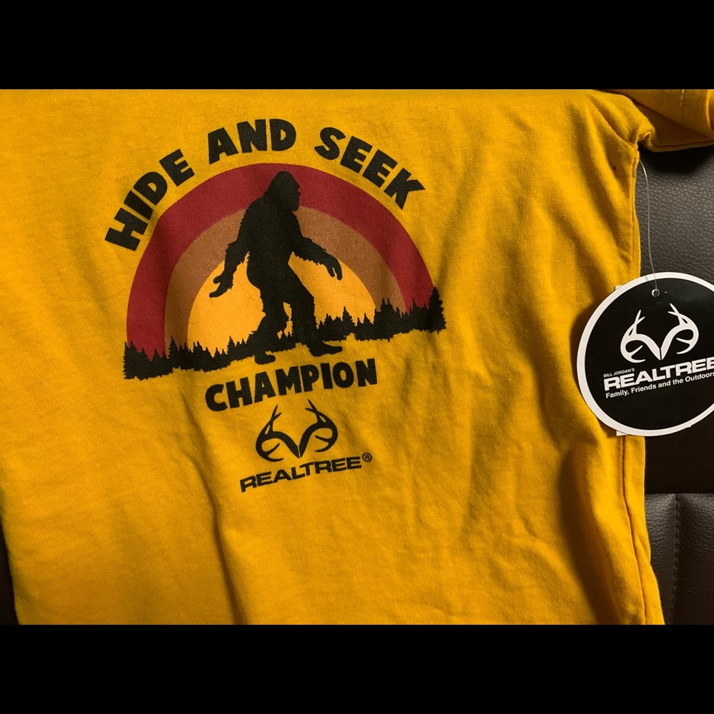 Boys Realtree Bigfoot tee - Picture 2 of 2